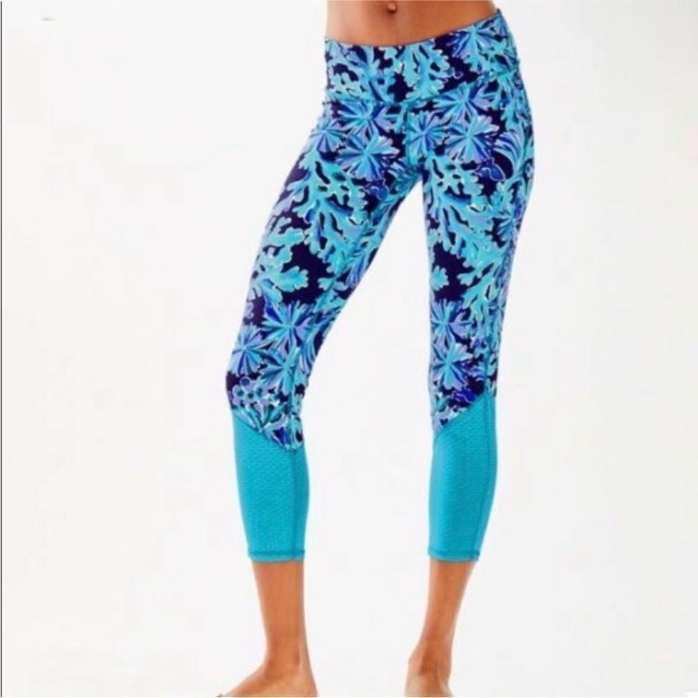 LILLY PULITZER | LUXLETIC Weekender In Too Deep Cropped Leggings Women’s Size XS